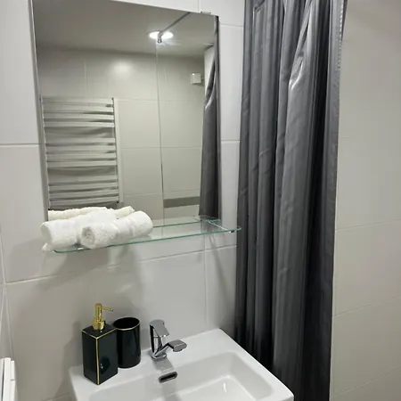 Loftas Smaragdas * Palanga