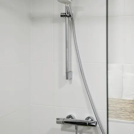 Апартаменти Loftas Smaragdas *