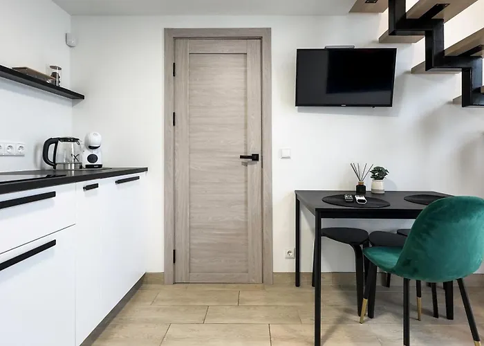 Loftas Smaragdas Apartment